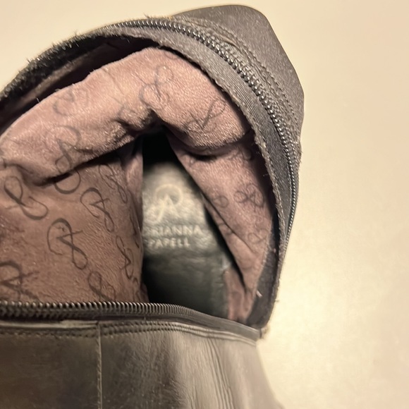 Adrianna Papell - Picture 4 of 4